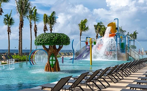 hyatt tulum kids.jpg